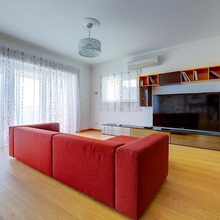Seafront Apartment In Sliema With Pool, Upmarket Complex Bagian luar foto